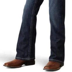 Ariat Girls R.E.A.L. Naomi Jean -Ariat || HOOey || Cinch Shop Screenshot2023 04 27at3.01.20PM